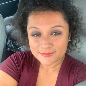 Meet your Posher, Cristina